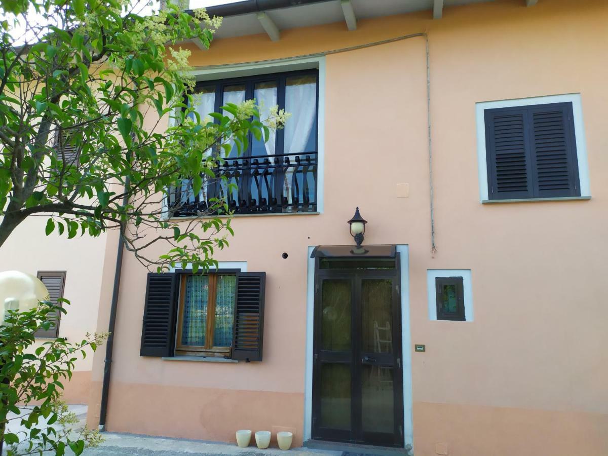 Affittacamere Mina Sigillo Exterior photo